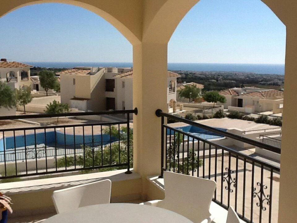 Cozy 2 Bedrooms Apartment In Complex With Swimming Pools And Beautiful View Paphos Eksteriør billede