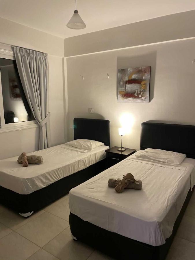 Cozy 2 Bedrooms Apartment In Complex With Swimming Pools And Beautiful View Paphos Eksteriør billede